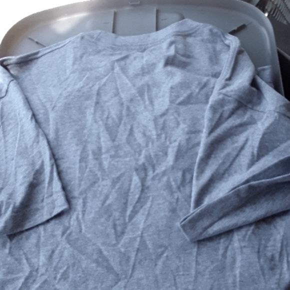 HURLEY T SHIRT - Picture 2 of 2